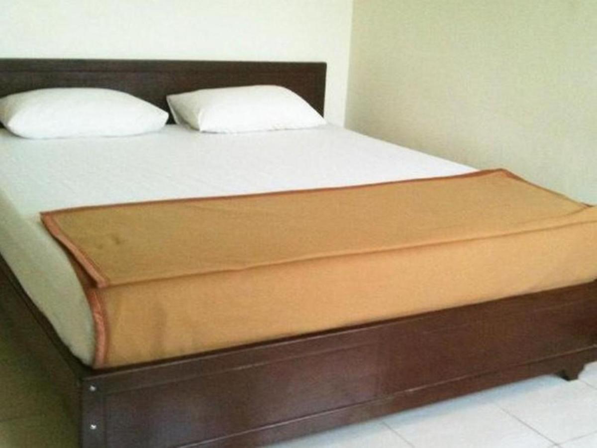 Hotel Aroma Inn Pontianak Exterior foto