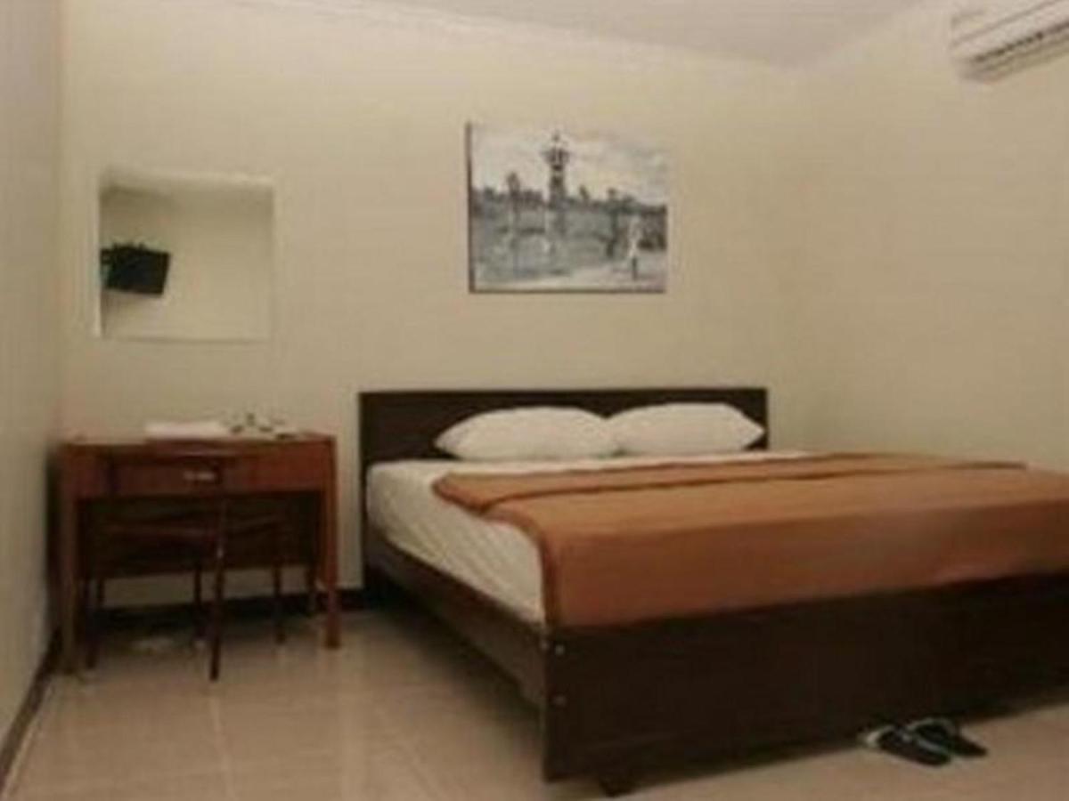 Hotel Aroma Inn Pontianak Exterior foto
