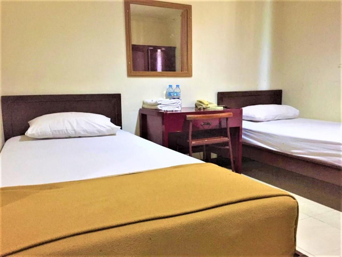 Hotel Aroma Inn Pontianak Exterior foto